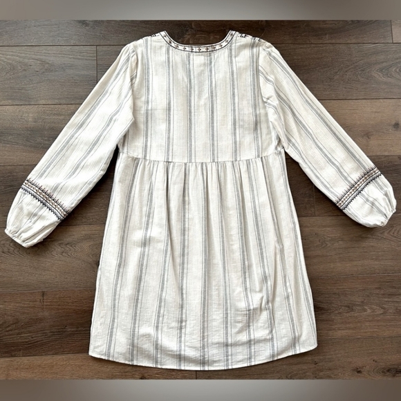 Knox Rose Long Sleeve Embroidered Dress - Cream and Black - Picture 2 of 7